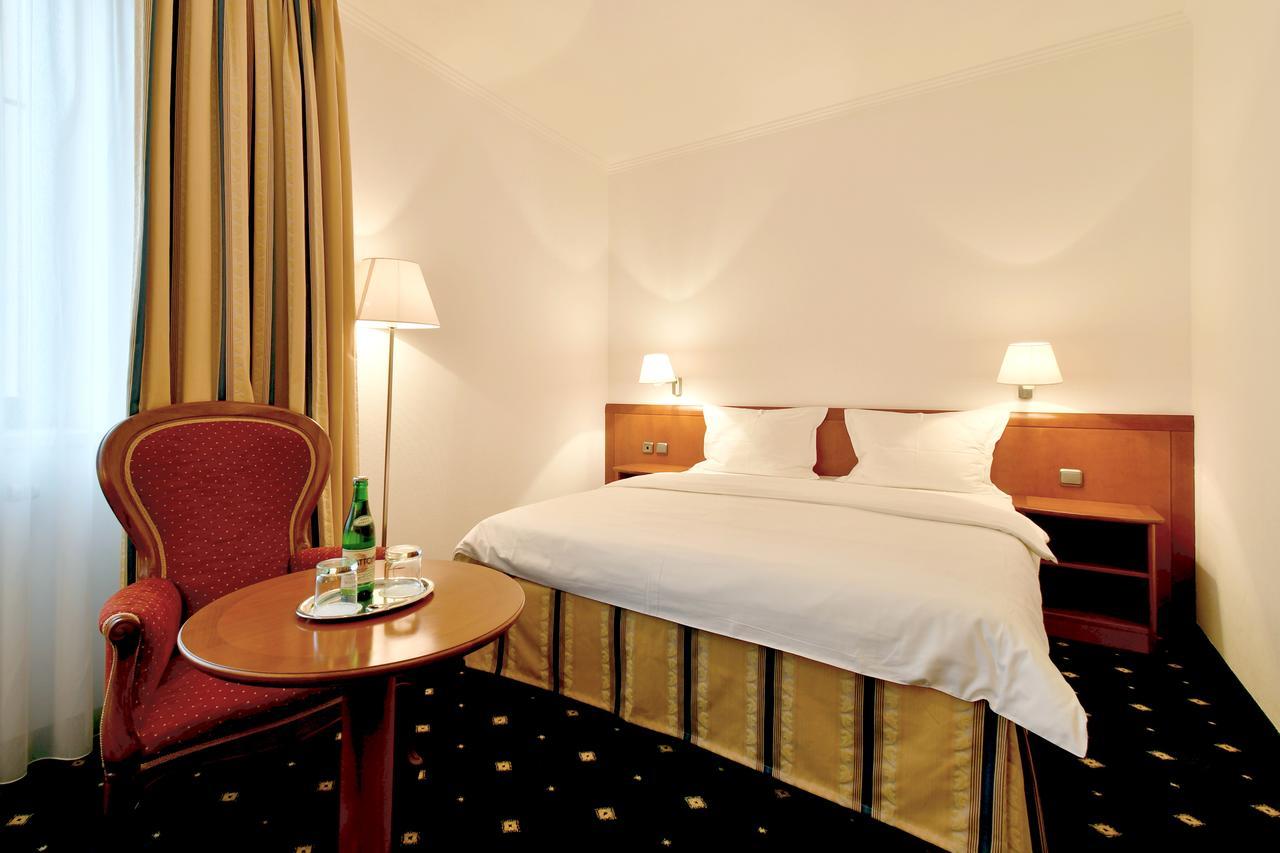 Hotel Coronet Praga Zewnętrze zdjęcie